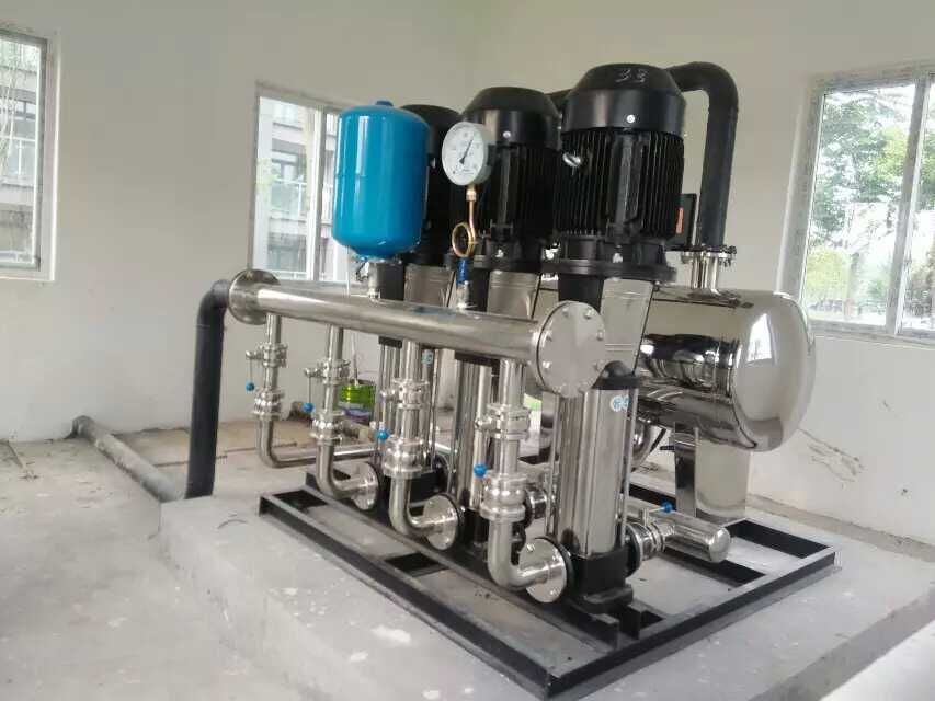 無負壓供水設備與水箱相輔相成