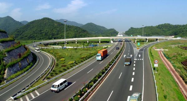 成都二繞高速供水設(shè)備完成調(diào)試全面投入使用