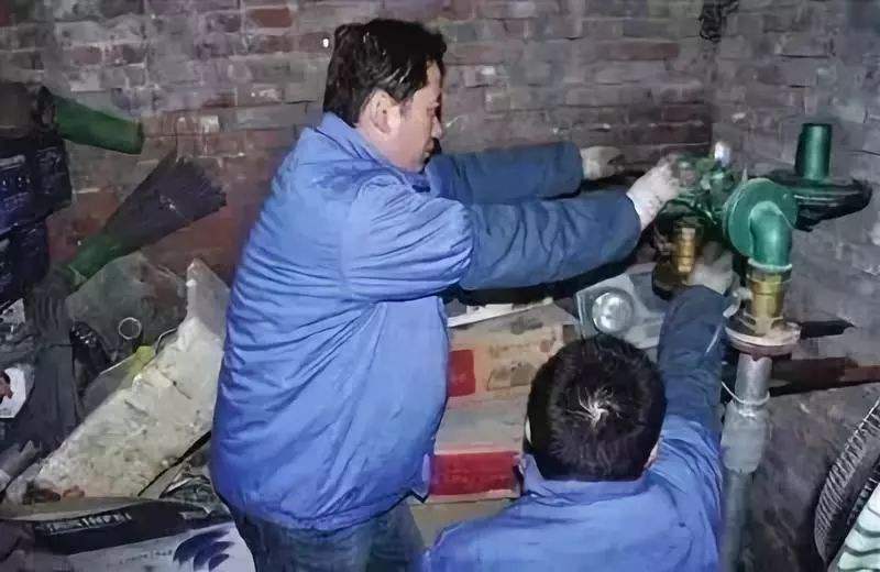 二供廠家助力居民小區一戶一表改造